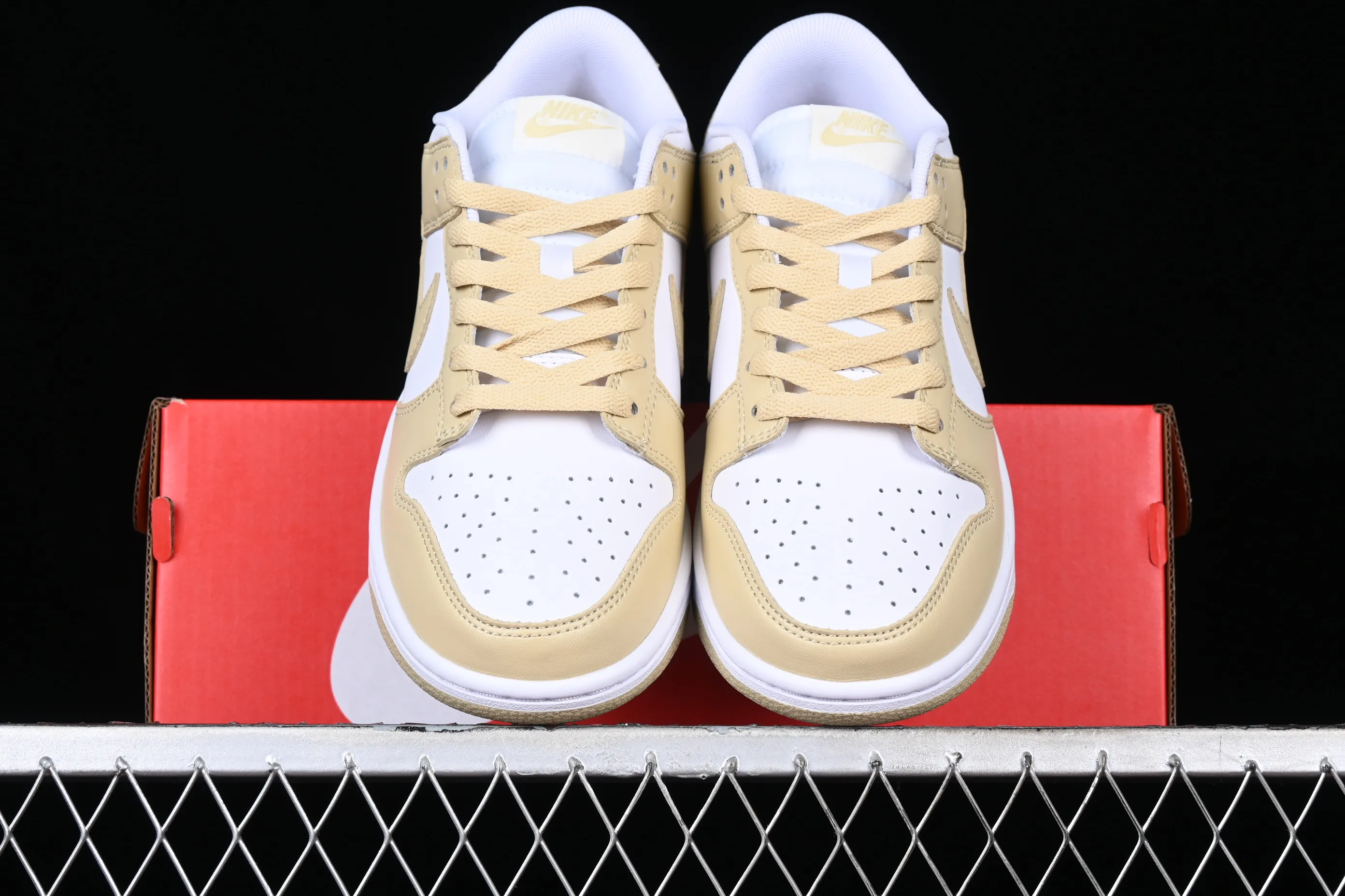 All categories Nk SB Dunk series Nk SB Dunk Low low-top sneakers Nk Dunk Low "Team Gold" golden wheat color SB low-top sports and leisure sneakers DV0833-100